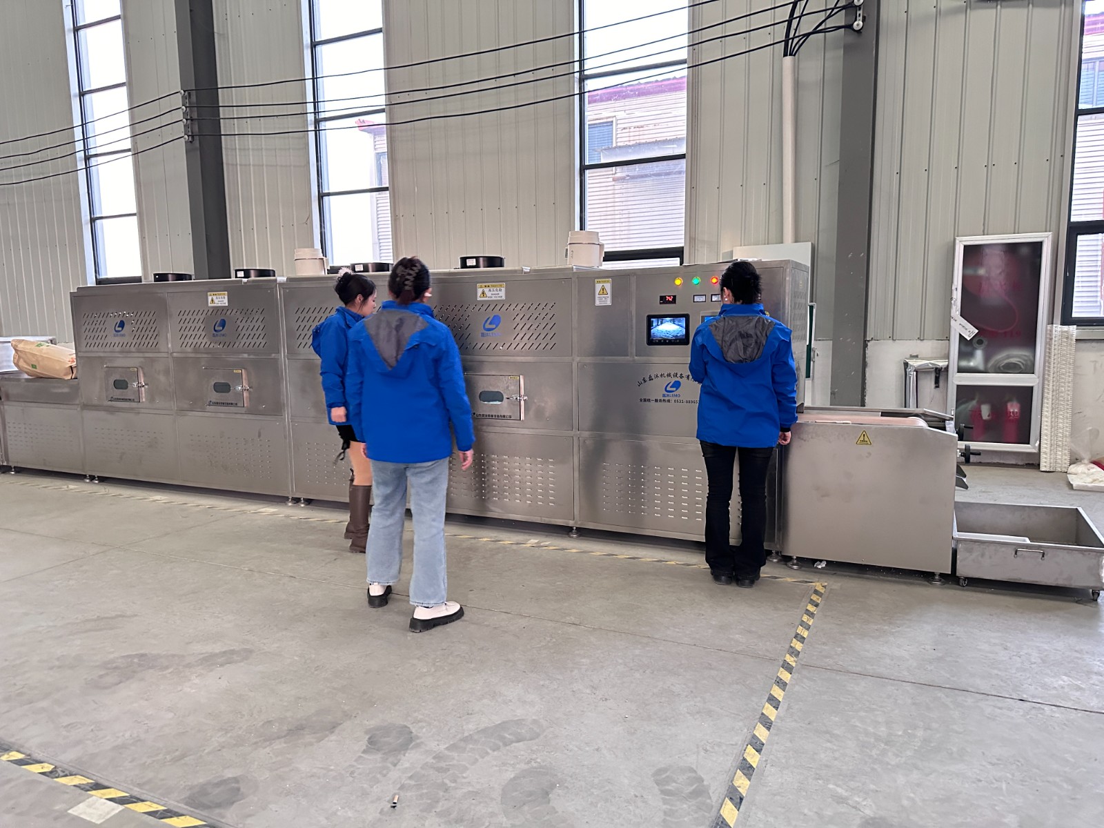 微波烘干機的應用及優勢