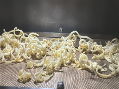 非油炸豬皮微波膨化設備顛覆傳統工藝，開啟健康膨化革命