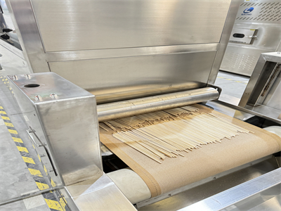 微波設備成為一次性筷子烘干處理的新選擇