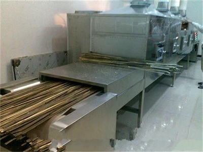 微波烘干設備提升了木材加工的效率與質量