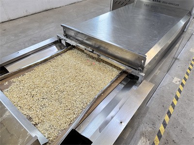 微波快速烤熟寵物肉食品