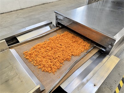 What is the process of microwave drying meat floss?